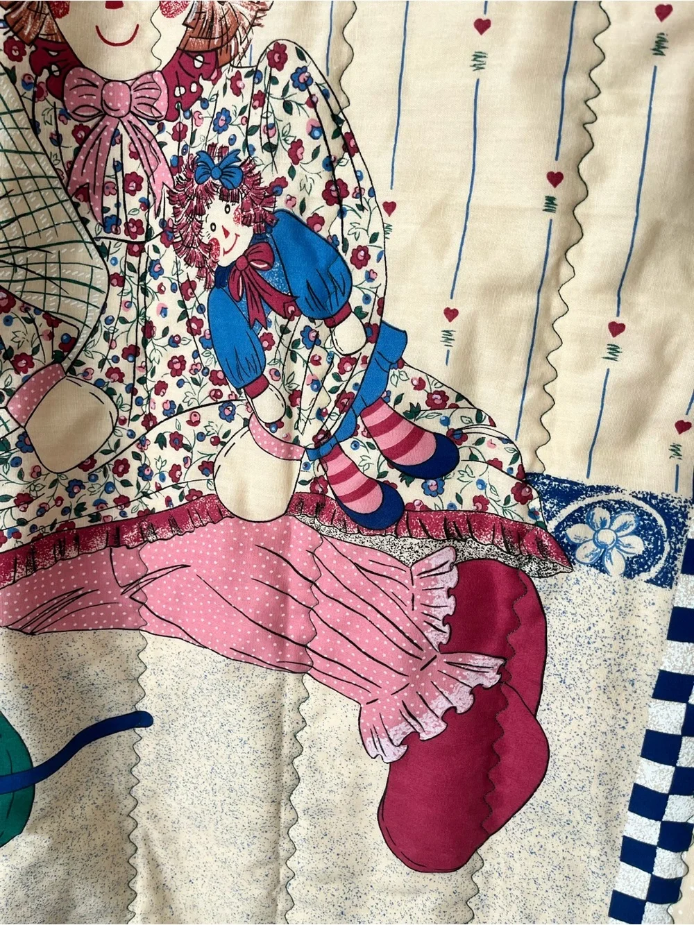 Vintage Quilt Raggedy Ann and Andy Baby Crib, Kids Blanket handmade 44
